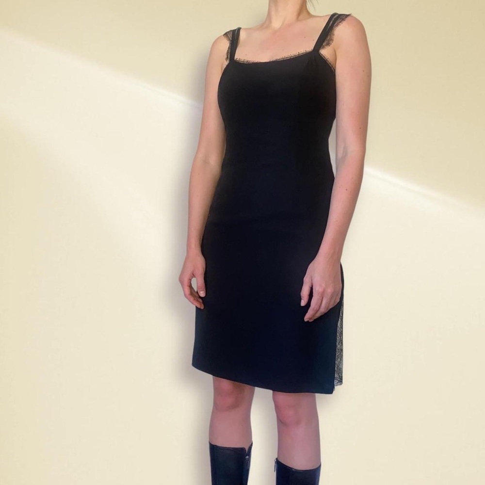 Gorgeous vintage VERSACE CLASSIC V2 1990s lace little black dress a size AU 10 - Picture 2 of 4